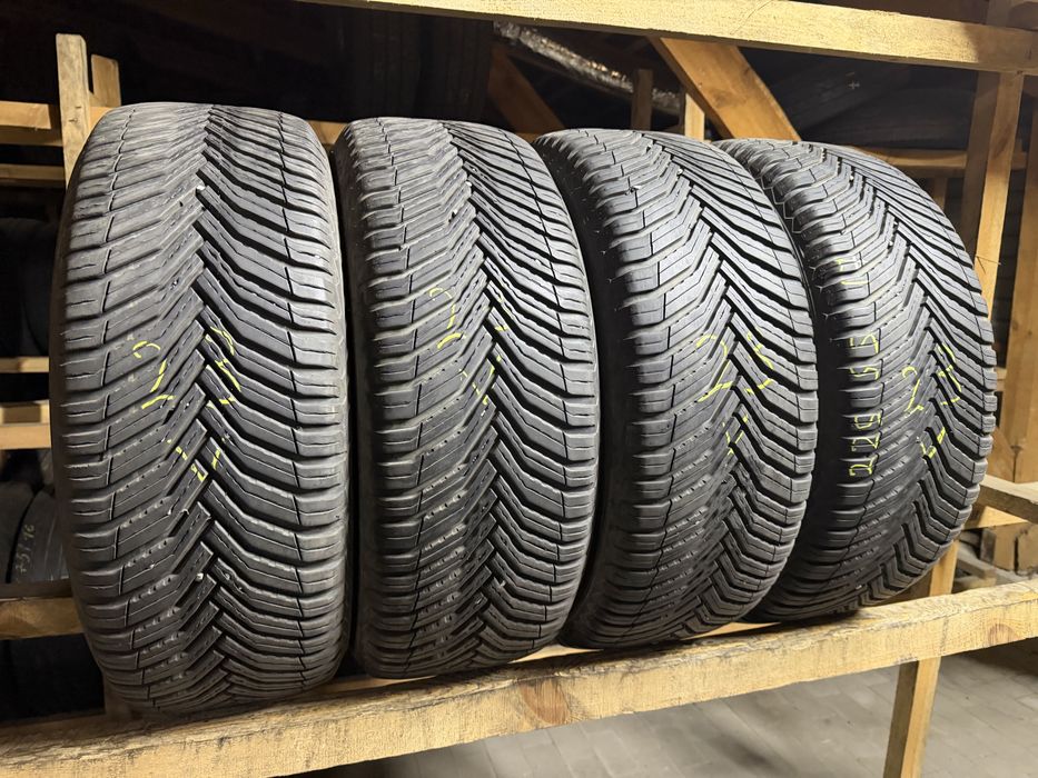 Шини всесезонні 225/55R17 MICHELIN Cross Climate2 23рік 4шт ідеал