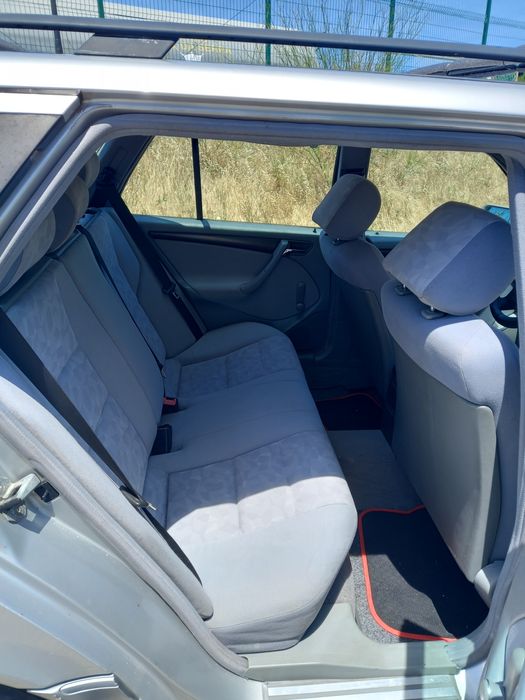 Carrinha marcedes 220D 2002