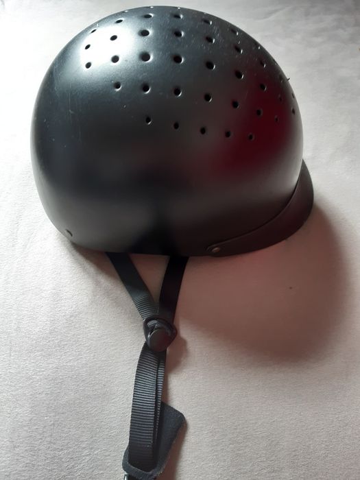 Kask jeździecki dla dziecka