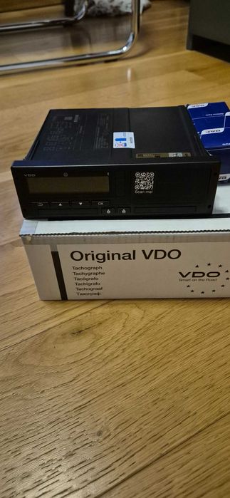 VDO Tachograf Inteligentny drugiej generacji 4.1 ADR Z2