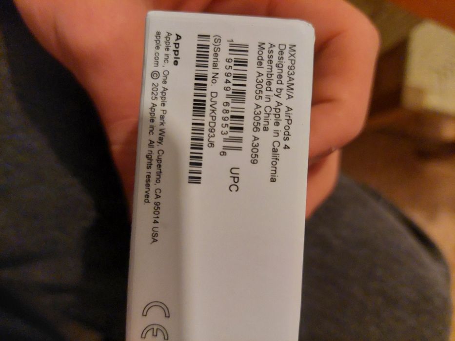 AirPods 4th generation.64550552233217122