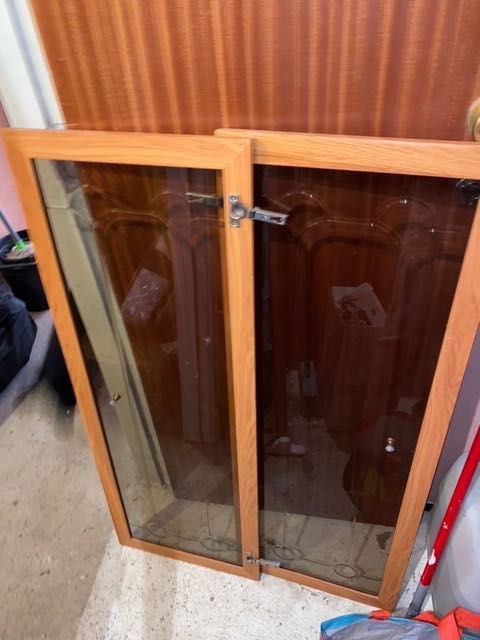 Móveis de bom material de madeira