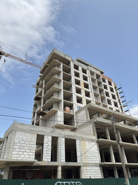 Продається 2-кім новобудова вул.Полетаєва