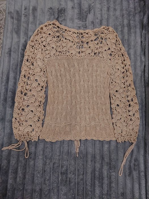 Жіноча ажурна кофтина
