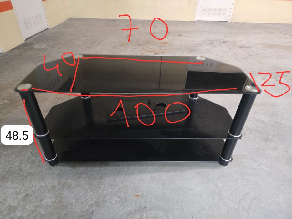 Mesa para televisão em excelente estado!