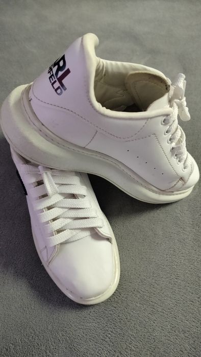 Buty damskie sportowe białe  sneakersy Karl Lagerfeld 40