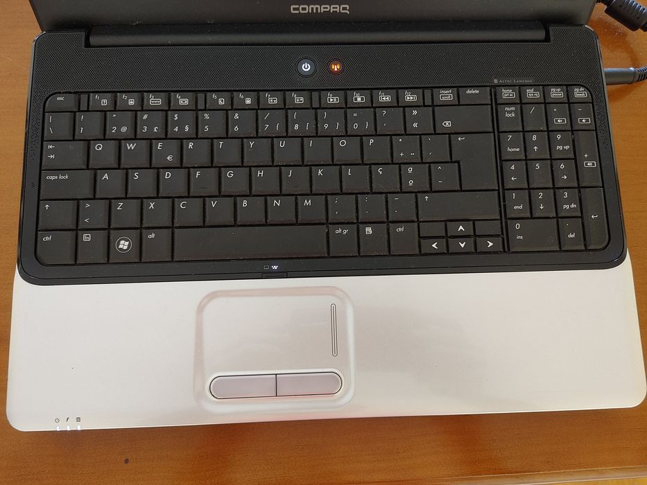 Portátil HP Compaq