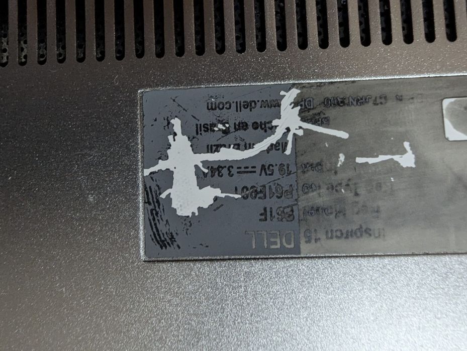 Dell Inspiron 15-7560 P61F001