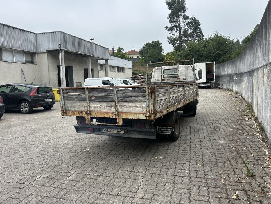 Isuzu NKR 2.8 caixa aberta