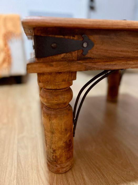 Mesa de centro em madeira