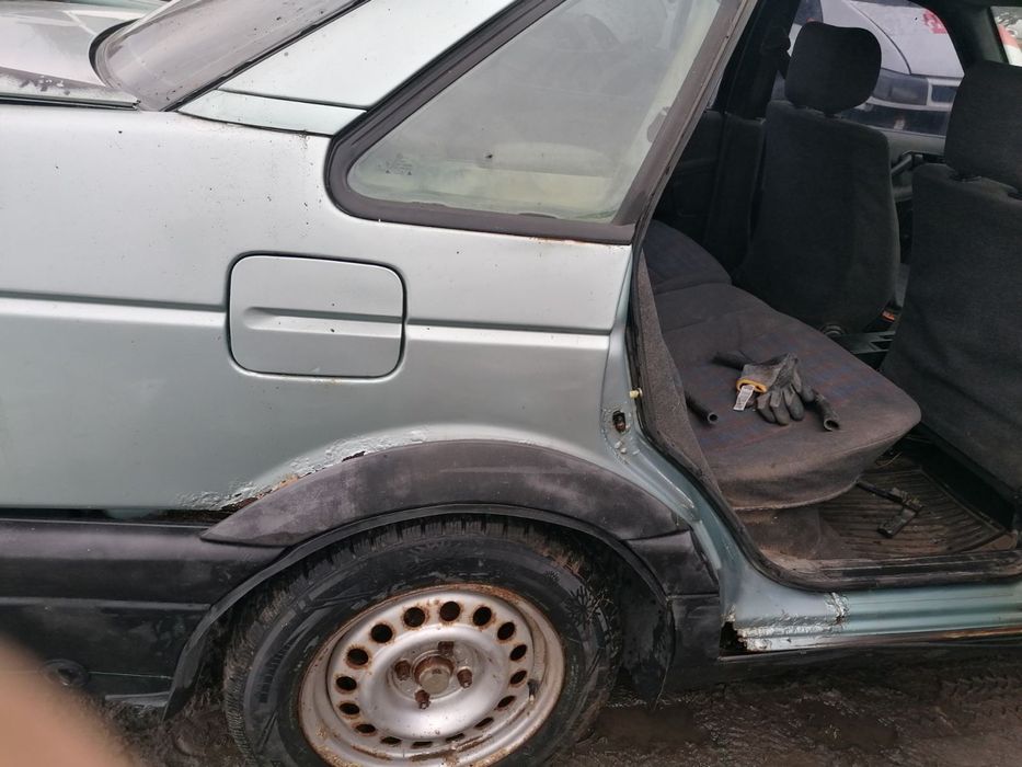 Продається пасат б3 не на ходу