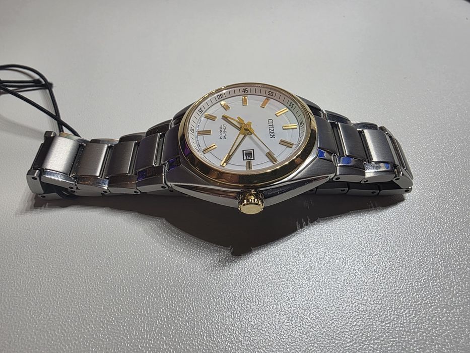 Zegarek damski Citizen Super Titanium Eco-Drive ew2214-52a