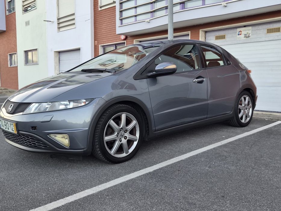 Honda Civic 1.8 i-VTEC 140cv | 2006 | Teto Panorâmico | Pele — photo 2