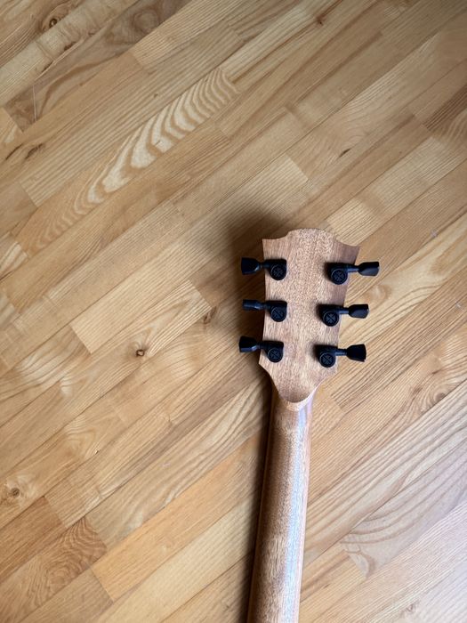 Gitara akustyczna Lag Tramontane T70D