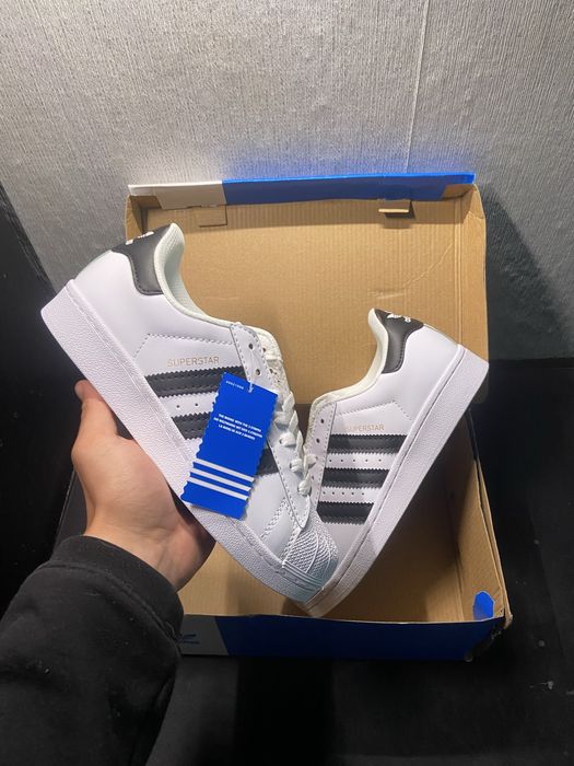 Buty adidas super star nowe z metkami rozmiar 38 nowe
