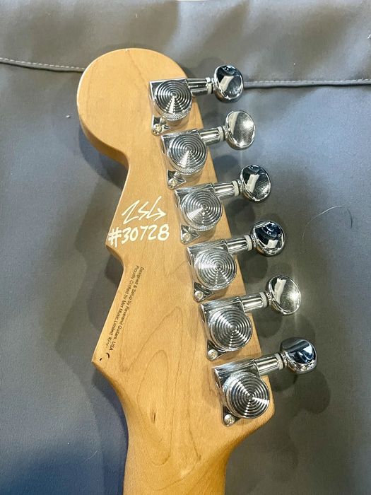 Guitarra Reverend Double Agent W em cor natural