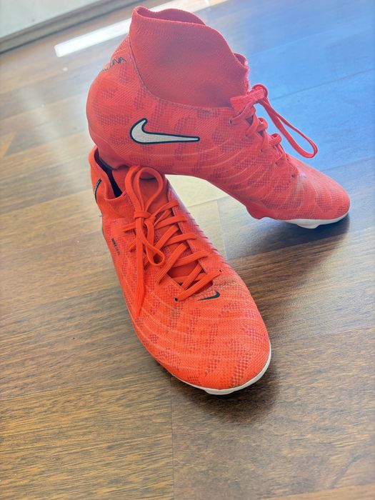 Buty korki Nike model FN8406-600