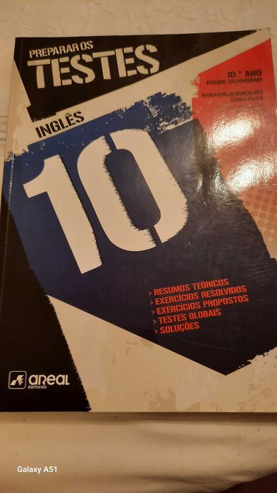 Livro de inglês 10° ano preparação testes