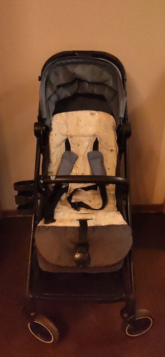Прогулянкова коляска Cybex Bezzy