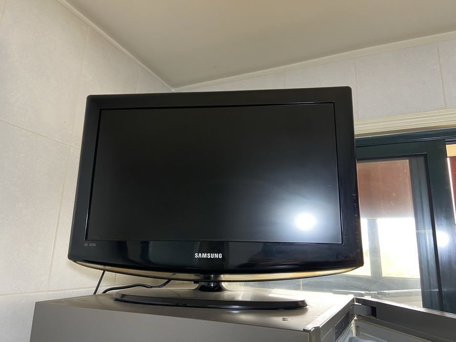 Televisão Samsung LEZ6RS1B