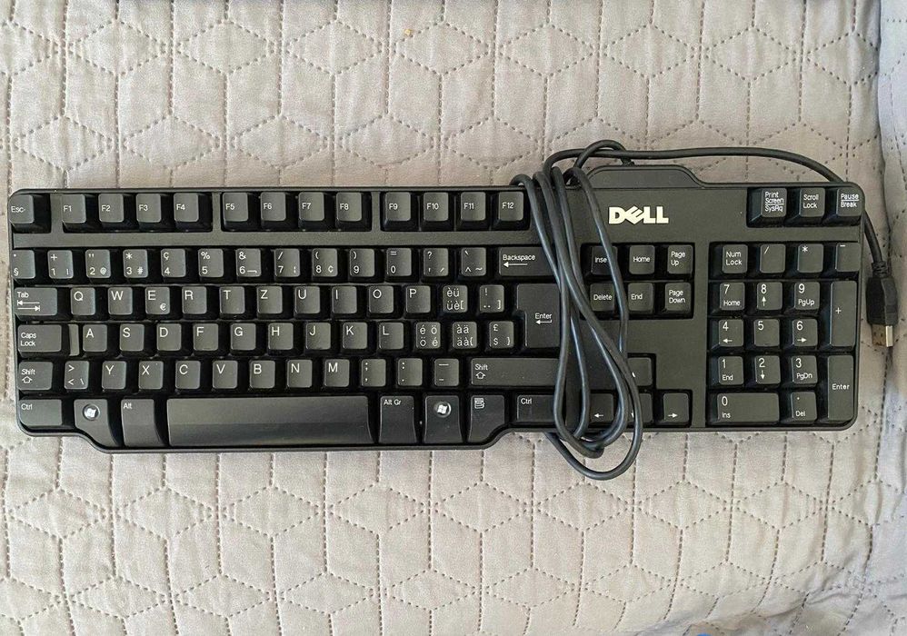 Conjunto 4 teclados com fio