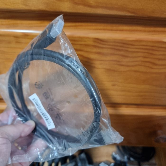 Diversos cabos audio video rede