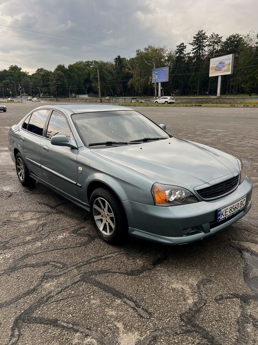 Chevrolet Evanda 2.0 2005 рік  кондиціонер працює
