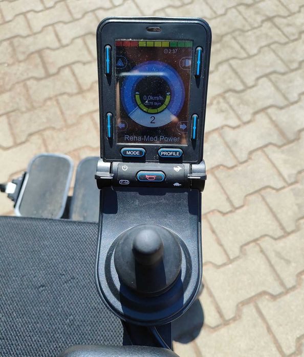 Wózek inwalidzki elektryczny TA Service IQ MWD multipozycyjny 10 km/h