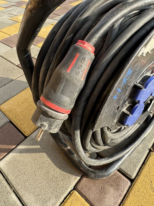 Подовжувач на котушці 40 м