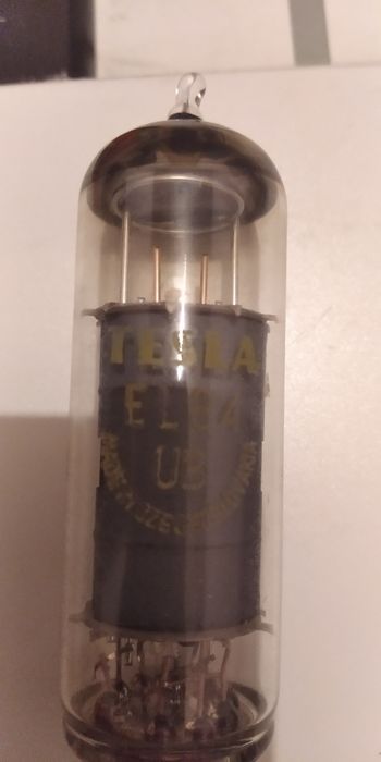 Продам радиолампу Tesla EL84 UB