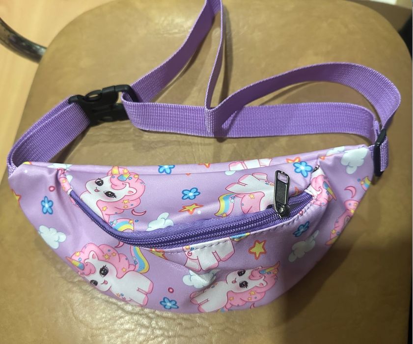 Bolsa de Cintura Unicórnio Roxa ou Lilás