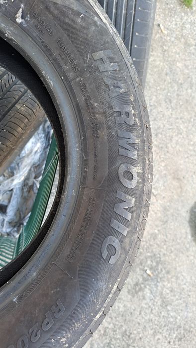 Dois pneus como novos  195/65 R 15  91V