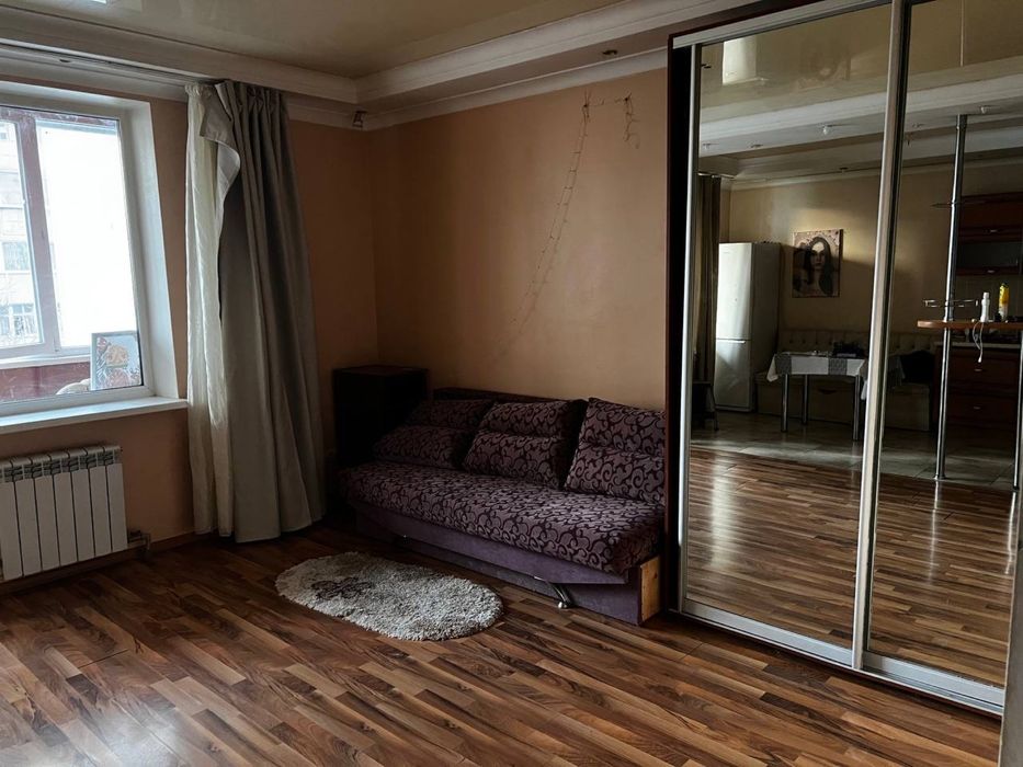 Сдам квартиру студию Ярослава Баиса 25