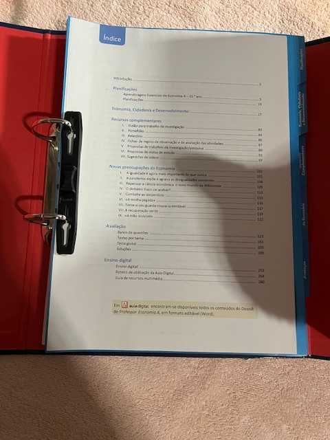 "Economia A " - 10º ano - Economia  -  Dossiê PROFESSOR
