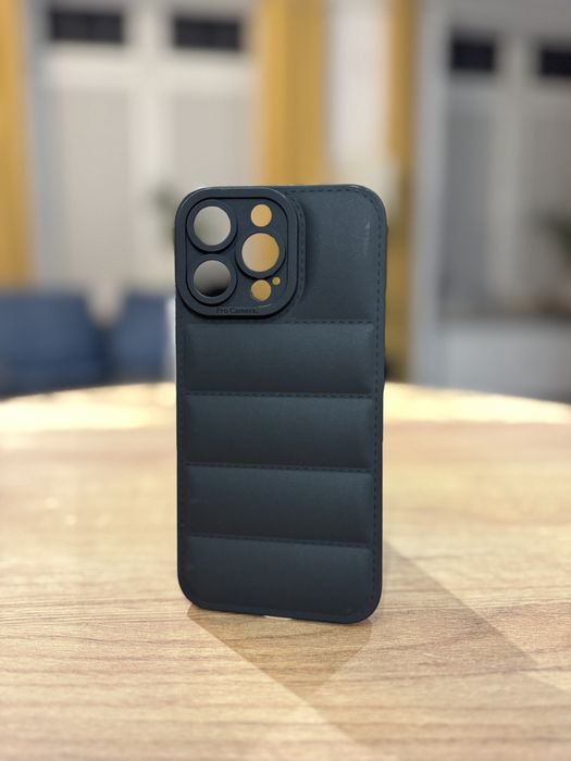 Case etui "puchowe" dla iPhone 15 Pro Max