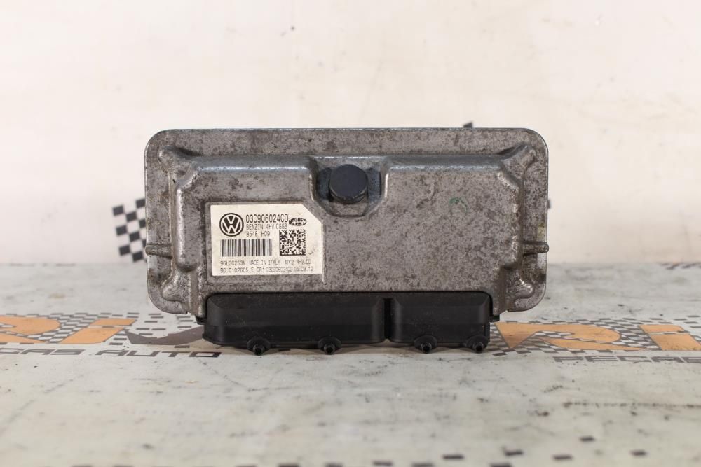 Centralina motor / ECU SEAT Ibiza IV (6J5, 6P1)
