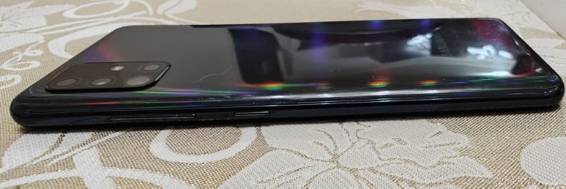 Samsung Galaxy A51