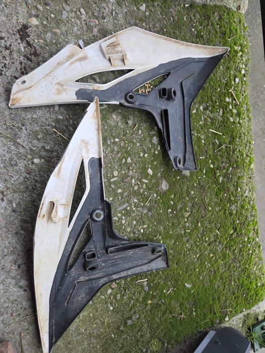 Plastiki yamaha yzf 250