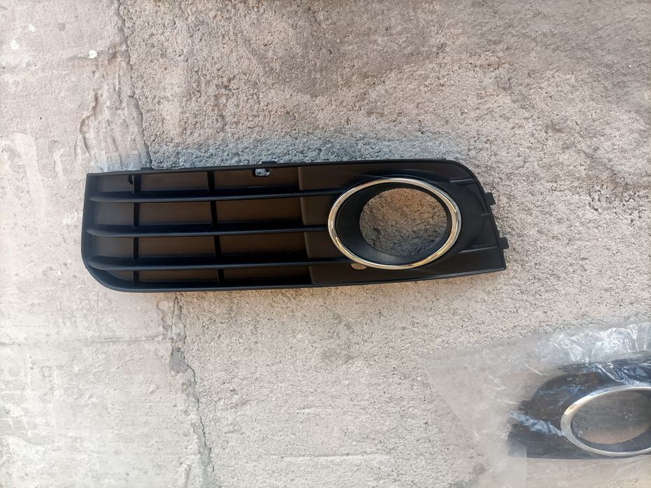 Grelha faróis Audi a4