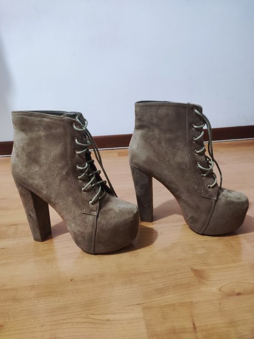 Botas cremes 39 camurça