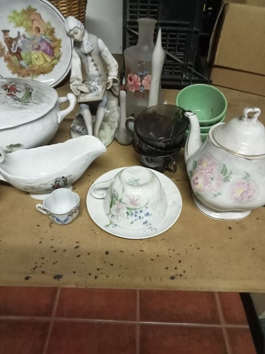 Vendo vários artigos para decoração.