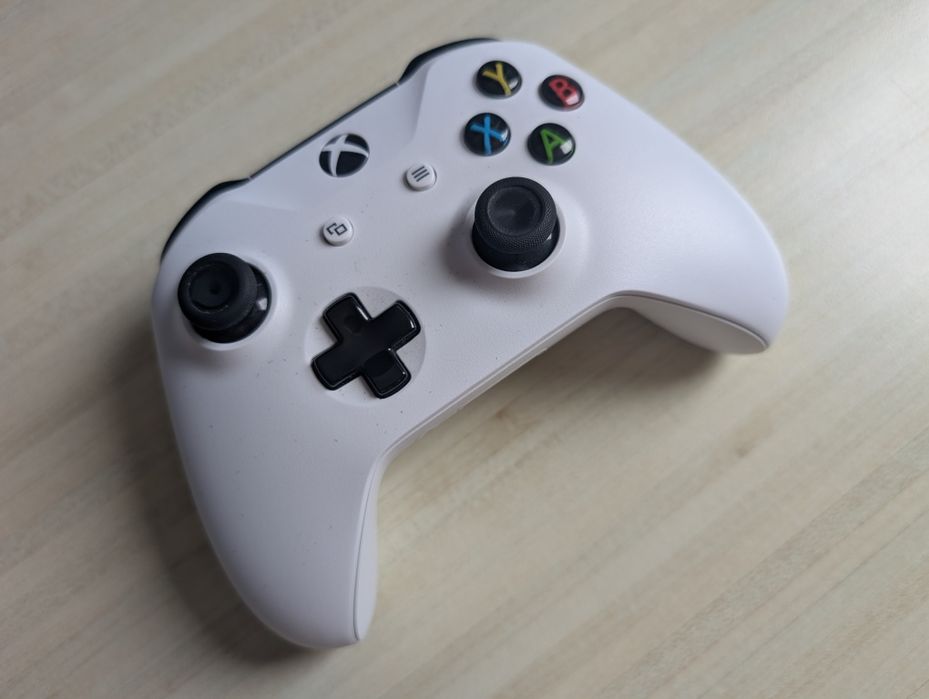 Pad kontroler do Xbox One biały