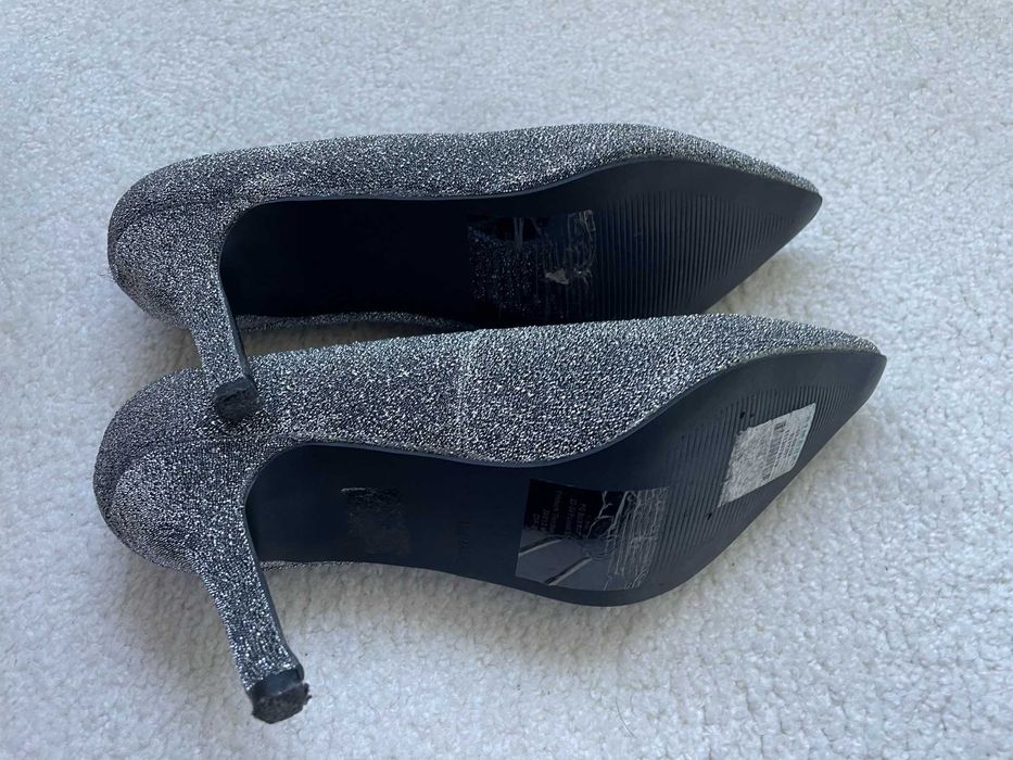 Sapatos stiletto festa prateados primark salto alto