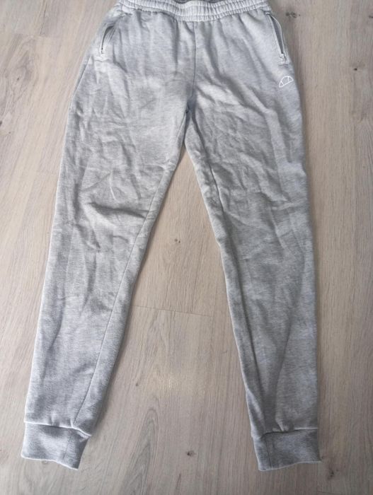 Spodnie dresowe ellesse