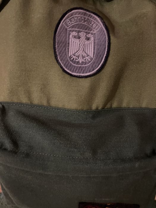 старий рюкзак куплений дуже давно в німечині bahnpolizei eastpak