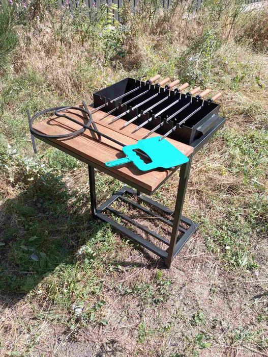 Мангал зі столиком