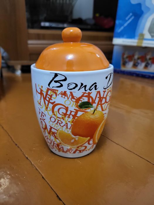 Банка для сипучих