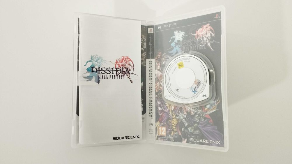 PSP - Final Fantasy Dissidia - Completo com Manuais