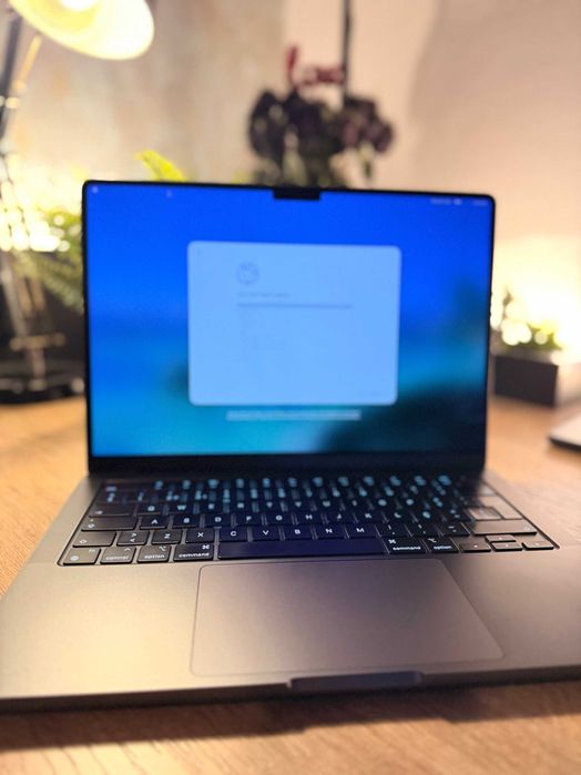 Macbook PRO M3 - 14" - 18GB RAM - 512GB SSD