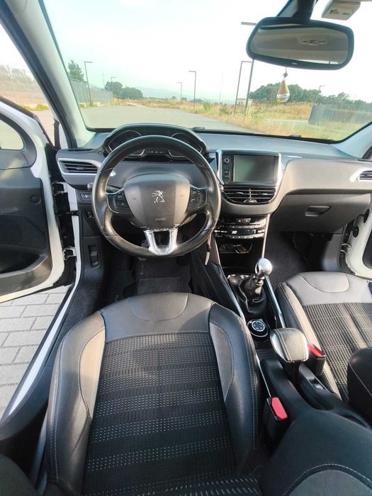 Peugeot 2008 Allure, 1.6 BlueHdi, 120 cv